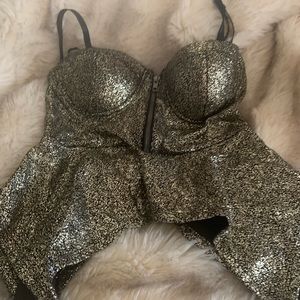 Medium sparkly gold material girl top New with tags